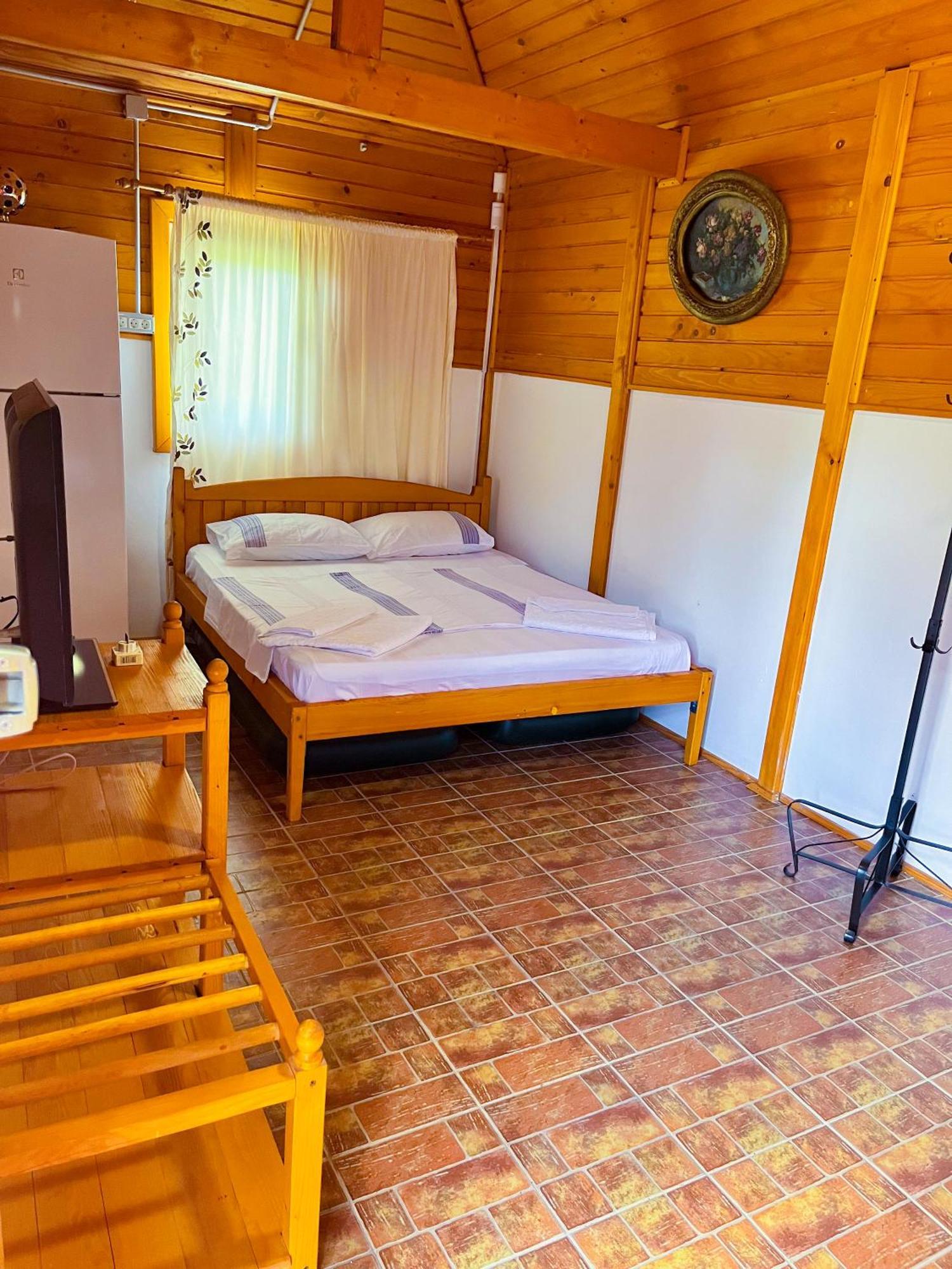 Hotel Colt De Rai Corbu  Esterno foto